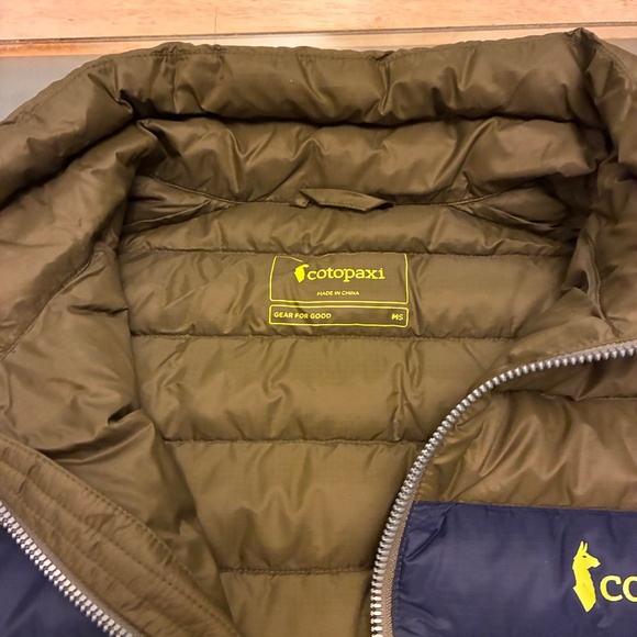 COTOPAXI Puffer Jacket - Picture 3 of 12